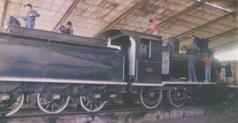 Archivo:Restauración locomotora 607.jpg
